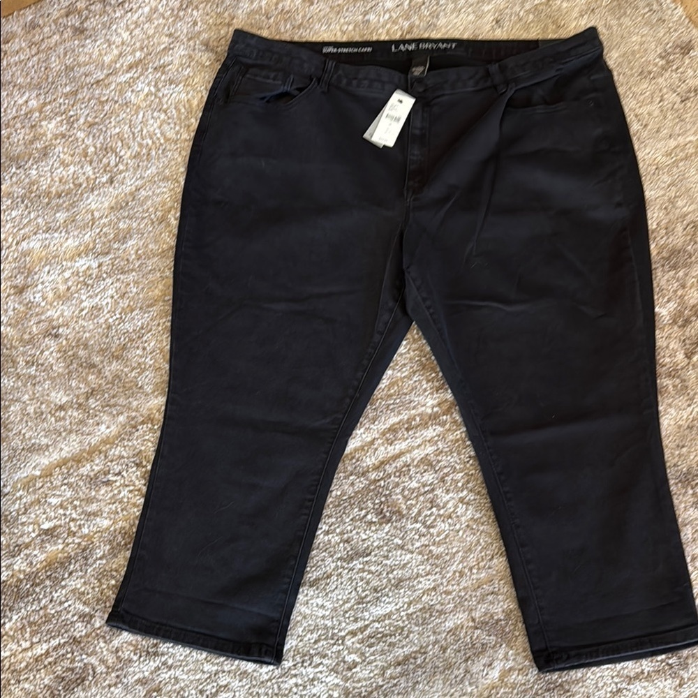 NWT🍍Lane Bryant Low rise capri 🍍Sz 26🍍23” inseam🍍10” rise🍍
